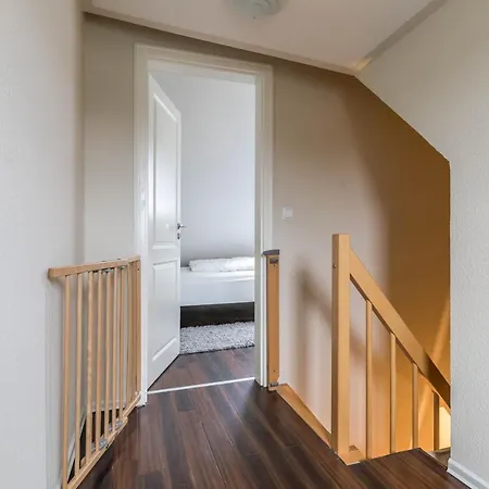 Duenenhaeuser Haus 1a Больтенхаген