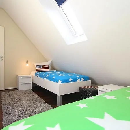 Duenenhaeuser Haus 1a Holiday home *